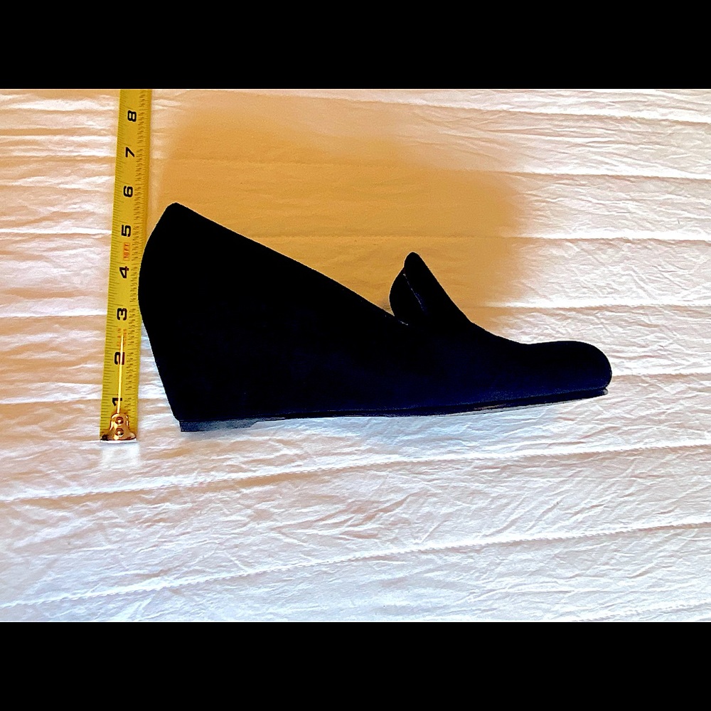 Stuart Weitzman Choked Up Black Suede Wedges Blac… - image 4